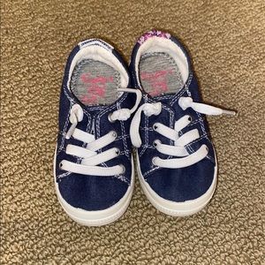 Jellypop slip on tennis shoes. Toddler girls size 5.